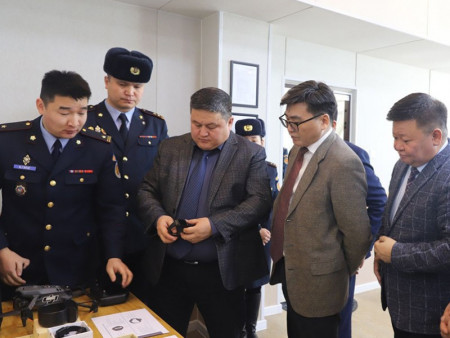 Прокурорууд хязгаарлалт тогтоох таслан сэргийлэх арга хэмжээнд хяналт тавих төвийн үйл ажиллагаатай танилцлаа