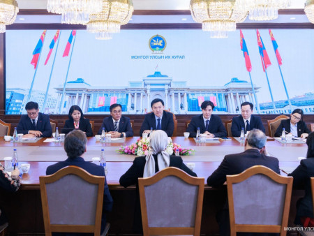 Н.Учрал УИХ-ын даргаар ажиллаж эхэлсэн тул “COP17” хурлын Ерөнхийлөгчийг томилох асуудлыг ЗГ-аас ойрын хугацаанд шийдвэрлэнэ гэв