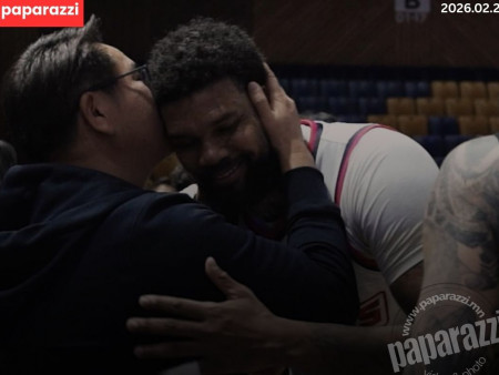 Л.Наранбаатар: Ahmad Gilbert-ийг 5000 ам.доллароор торгосон шийдвэрээ цуцаллаа