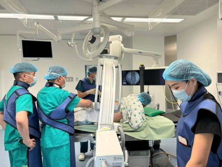 Төрийн тусгай албан хаагчдын нэгдсэн эмнэлэг нурууны мэдрэлийн ёзоор дарагдаж, үрэвссэнээс үүдэлтэй өвдөлтийг намдаах эмчилгээний аргыг нэвтрүүлжээ