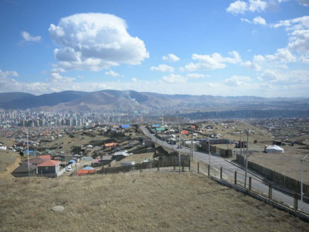 Зүүн Нарангийн гудамж орчмын 10 га талбайг чөлөөлж, цэцэрлэгт хүрээлэн байгуулна