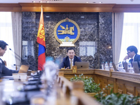 Ерөнхий сайд есөн шийдвэрээ танилцуулав