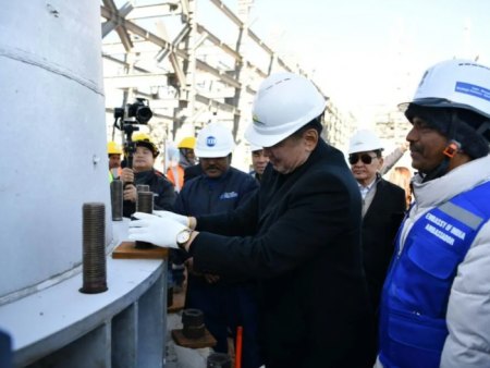 Газрын тос боловсруулах үйлдвэрийн бүтээн байгуулалт 60 хувьд хүрчээ