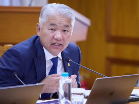 Зөвшөөрөл, мэдэгдлийн хуулийн хэрэгжилтийг хангаж ажиллаагүй эрх бүхий албан тушаалтанд хариуцлага тооцно