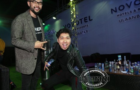 Баяр баясалт Анхаа