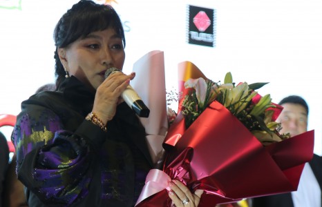 Гайхалтай хайрын гэрч И.Одончимэгийн баярт мөч