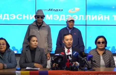 “Гэр хороолол” хөдөлгөөнийхөн хатуу тэмцэхээ илэрхийлэв