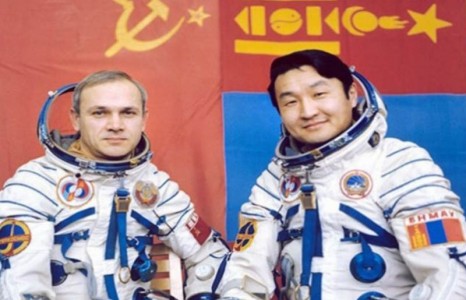 Монгол хүн сансарт ниссэний 39 жилийн ойн өдөр маргааш тохионо