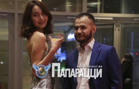 Мисс Ю.Балжидмаа амаржиж, хүүтэй болжээ