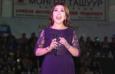 МУГЖ Д.Энхзулын жаргалтай мөч