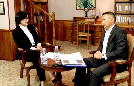 “60 тэрбумын эзэн” Ц.Сандуй хэргээс мултрахын тулд намын удирдлагуудаа гүтгэж эхлэв