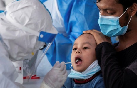 News paparazzi: Хүүхдэд тань ийм шинж илэрвэл 119, 8008-6829 дугаарын утсанд яаралтай хандаарай