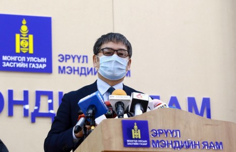 News paparazzi: Д.Нямхүү: 247 хүнд шинжилгээ хийхэд коронавирус илрээгүй