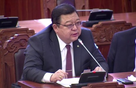 С.Эрдэнэ: Зээлийн хүүгийн дээд хязгаарыг тогтоож, давбал хариуцлага хүлээлгэх зохицуулалтыг тусгасан
