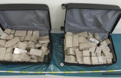 Дипломатч нь хүртэл хар тамхины гэмт хэрэгтэн Монгол улсын минь нэр хүнд хөөрхий...