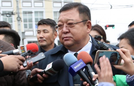 C.Эрдэнэ: Цалин, тэтгэврийг нэмэх боломж бүрдсэн гэж харахгүй байна