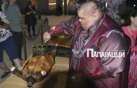 Ноён Бондгоын онцгой зоог