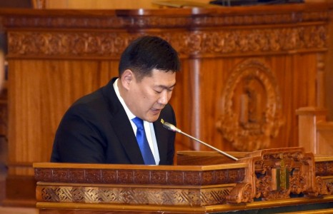 Улс төрчид мэдээ, нэвтрүүлэг ивээн тэтгэхийг хориглоно