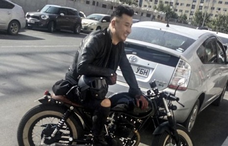 Хөтлөгч Ууганаагийн шинэ унаа