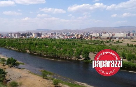 News paparazzi: 20 настай эрэгтэй Туул голд живж амиа алджээ