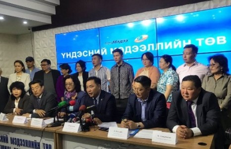 Ч.Улаан сайдыг Монголын махны экспортыг устгахын төлөө явж байна гэв