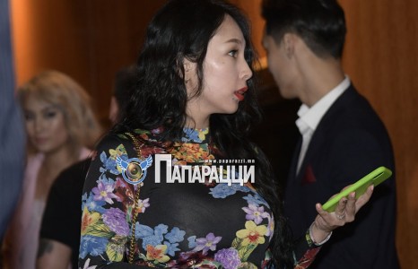 Сураг алдарсан “Хөх” Н.Энхмаа энд явна