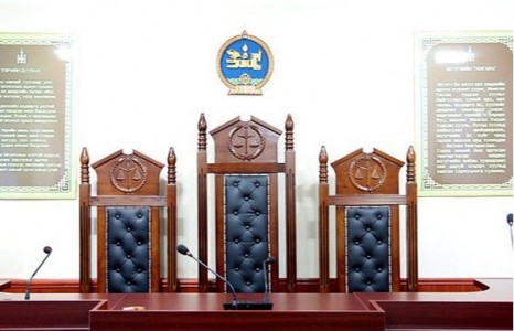 Шуурхай: Шүүхээс яллагдагч Г.Солтан, Ж.Эрдэнэбат нарыг албадан ирүүлэх шийдвэр гаргажээ