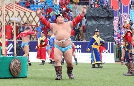 News paparazzi: Э.Оюунболдын нэхэмжлэлтэй шүүх хуралдаан өнөөдөр болно