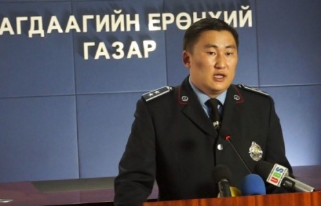 Б.Баатархүү: 35 удаагийн үйлдлээр бага насны хүүхдүүдийг дээрэмдсэн этгээдийг баривчилсан