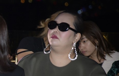 МУГЖ Т.Ариунаагийн Стиллист Баннитэй танилц