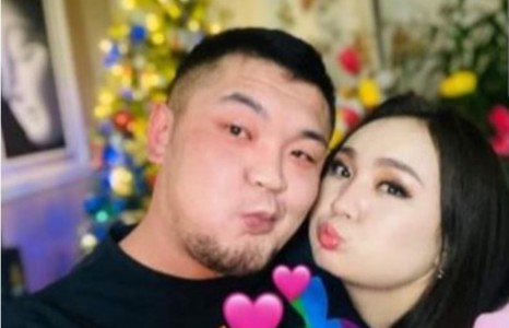 Дуучин Э.Чулуунчимэг хосын харилцаагаа олонд дэлгэлээ