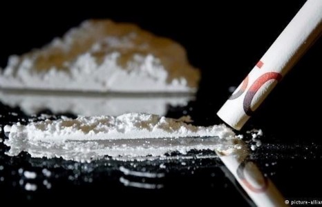 Хосууд хар тамхи хэтрүүлэн хэрэглэсний улмаас амиа алджээ