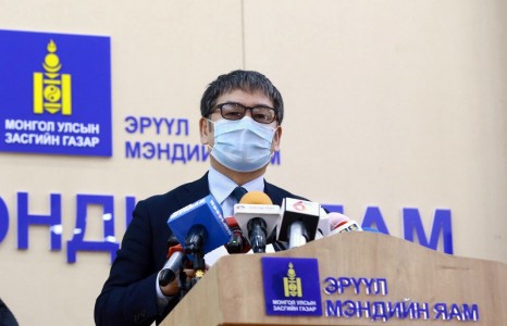 News paparazzi: ХӨСҮТ-д тусгаарласан НЭГ, ОХУ-аас ирсэн 18 оюутнаас COVID-19 илэрлээ