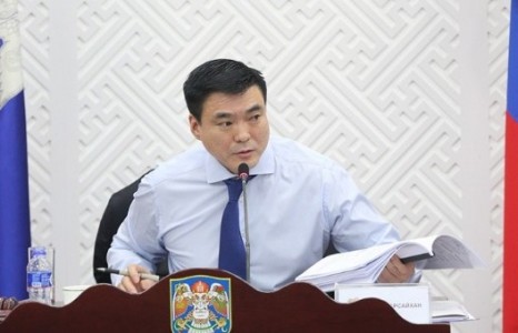 С.Амарсайхан: Зөвшөөрөлгүй үйл ажиллагаа явуулж байгаа аж ахуй нэгж, иргэнд зохих хариуцлага хүлээлгэ
