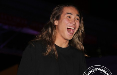 Бүжигчин Ч.Цэнгүүн модель бүсгүйгээ орхижээ