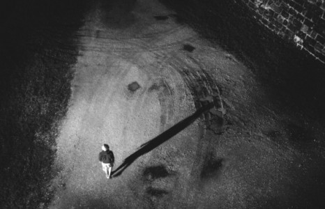 News paparazzi: Оршуулгын газраас эсэн мэнд олдсон 12 настай охиныг, ээжид нь хүлээлгэн өгчээ