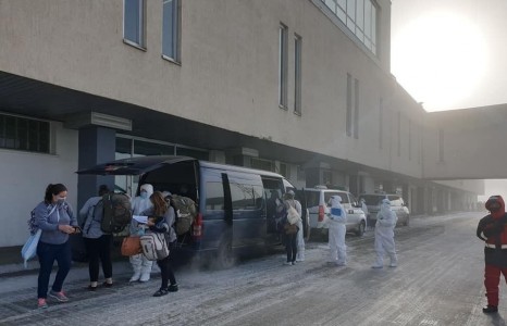 Берлин-Москва-Улаанбаатар чиглэлийн нислэгээр ирсэн 2 иргэнээс коронавирусийн шинж тэмдэг илэрчээ
