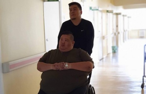 Ноён Бонгор зүрхний шигдээс тусжээ