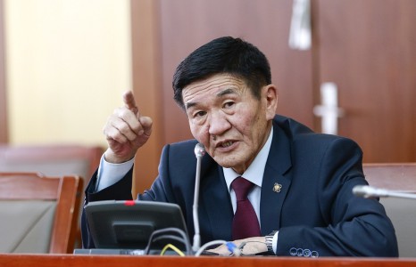 Ц.Нямдорж: Нямтайширын Номтойбаяр ганц удаа сонгогдоод сайд болсон. Тэр хаачсан юм